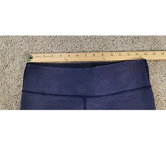Lululemon Boogie Shorts Navy Blue Size 6 GUC Yoga Athletic Shorts - Picture 5 of 8